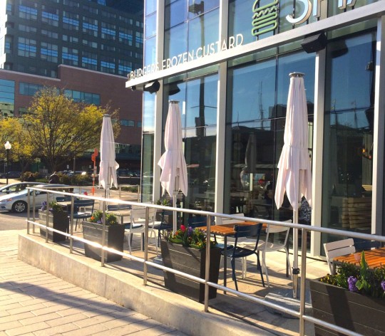 Inner Harbor Shake Shack outdoor seating
